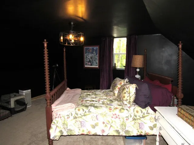 $260,000 | 38 Drury Road, Solon, ME 04979