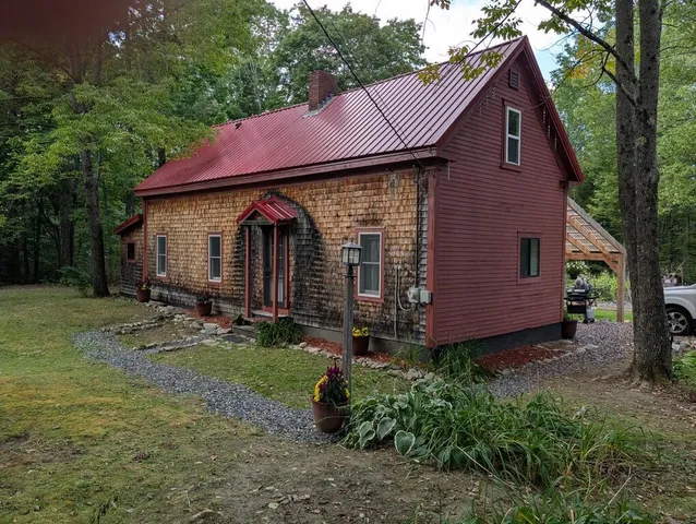 $260,000 | 38 Drury Road, Solon, ME 04979