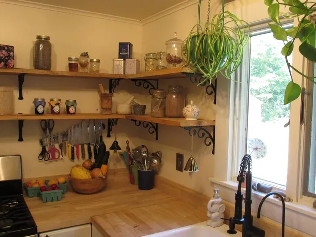 $260,000 | 38 Drury Road, Solon, ME 04979