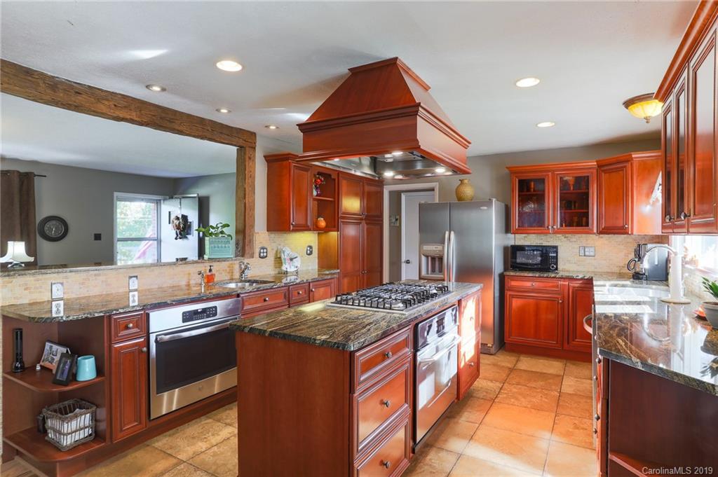 9 Sedgefield Road Candler, NC 28715 - Photo 11 of 37 Gallery Image 11