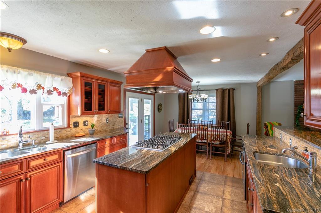 9 Sedgefield Road Candler, NC 28715 - Photo 12 of 37 Gallery Image 12