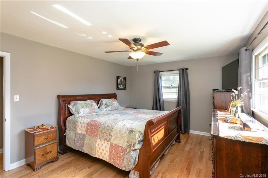 9 Sedgefield Road Candler, NC 28715 - Photo 19 of 37 Gallery Image 19