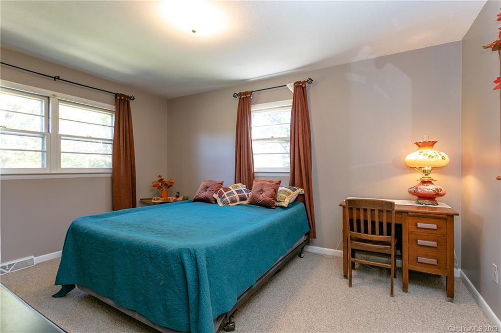 9 Sedgefield Road Candler, NC 28715 - Photo 24 of 37 Gallery Image 24