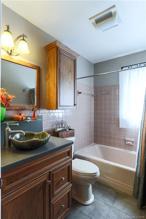 9 Sedgefield Road Candler, NC 28715 - Photo 25 of 37 Gallery Image 25