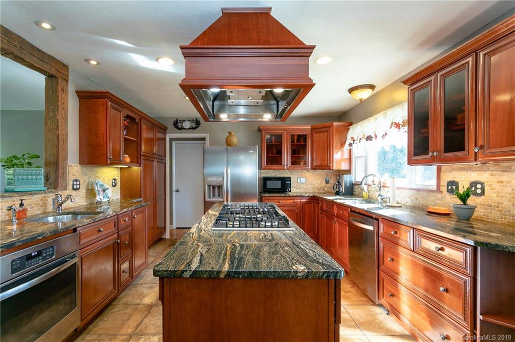 9 Sedgefield Road Candler, NC 28715 - Photo 10 of 37 Gallery Image 10