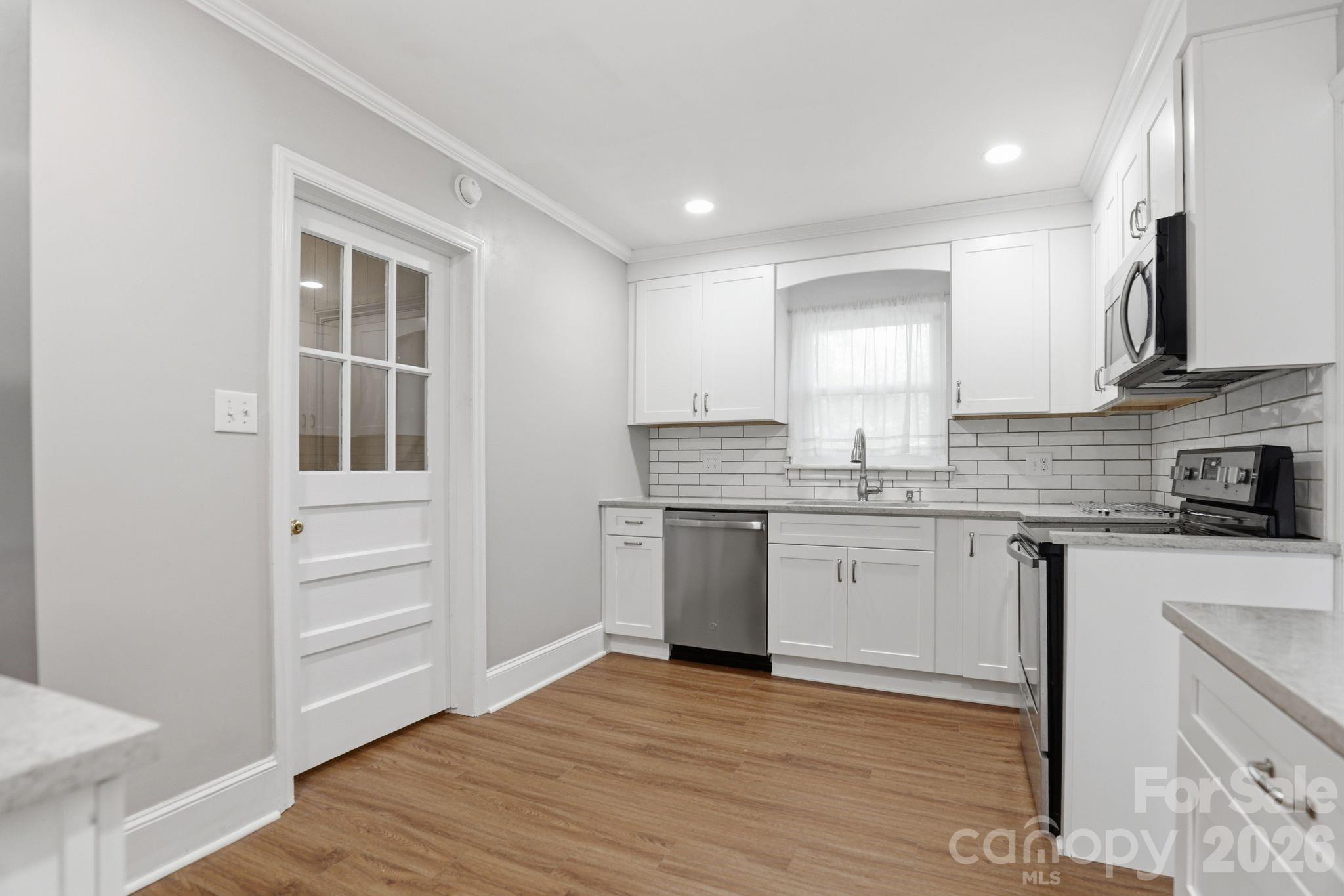 810 Brockbank Road Charlotte, NC 28209 - Photo 11 of 37