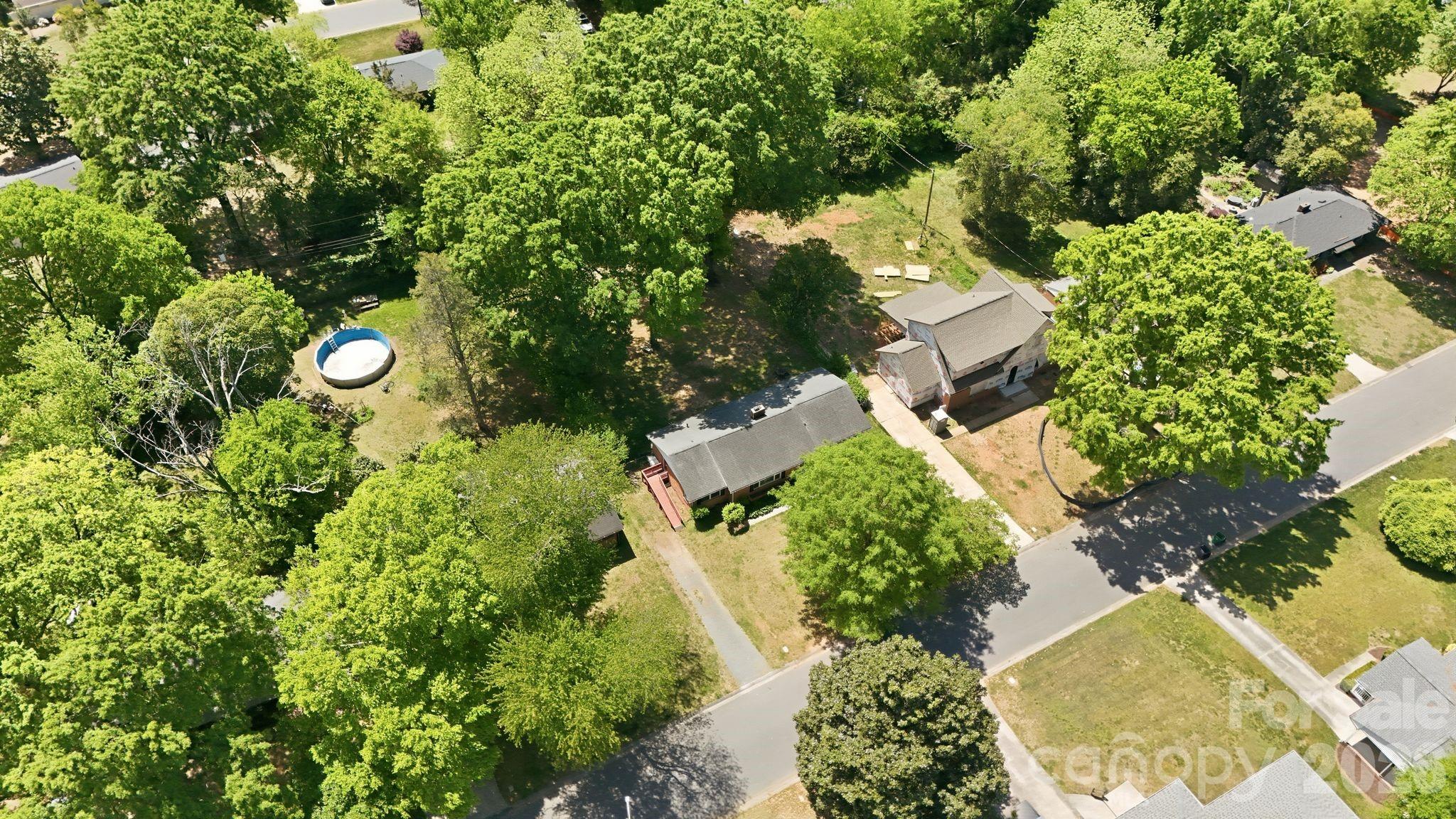 810 Brockbank Road Charlotte, NC 28209 - Photo 35 of 37