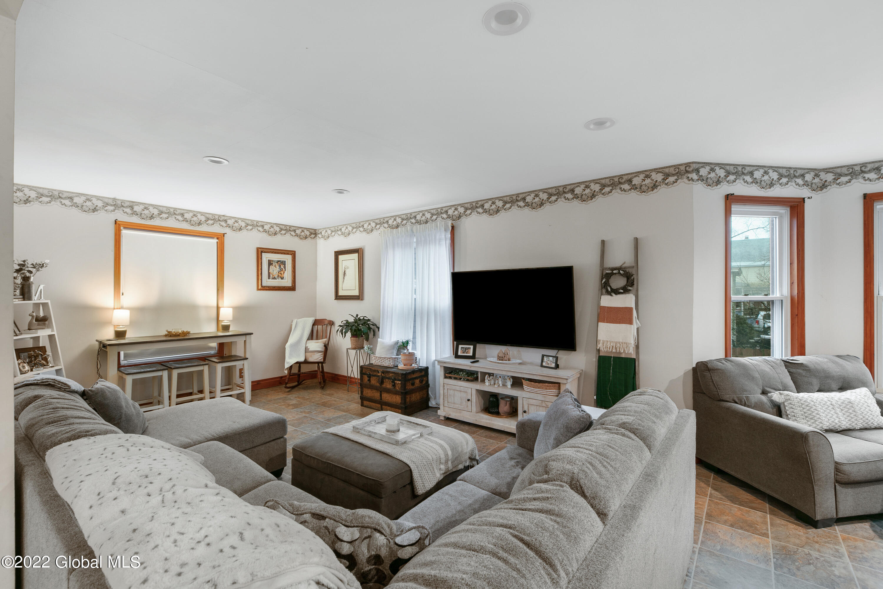 979 Balltown Road Niskayuna, NY 12309 - Photo 7 of 18 1 (7)