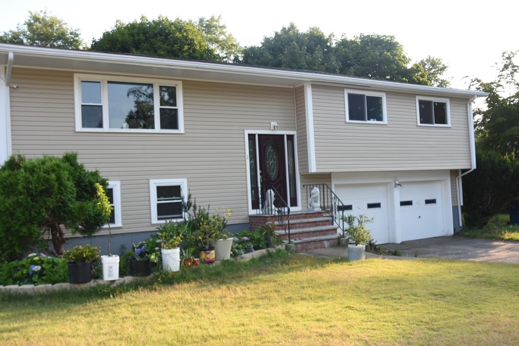 1 Robert Road Randolph, MA 02368 - Photo 2 of 2 Gallery Image 2