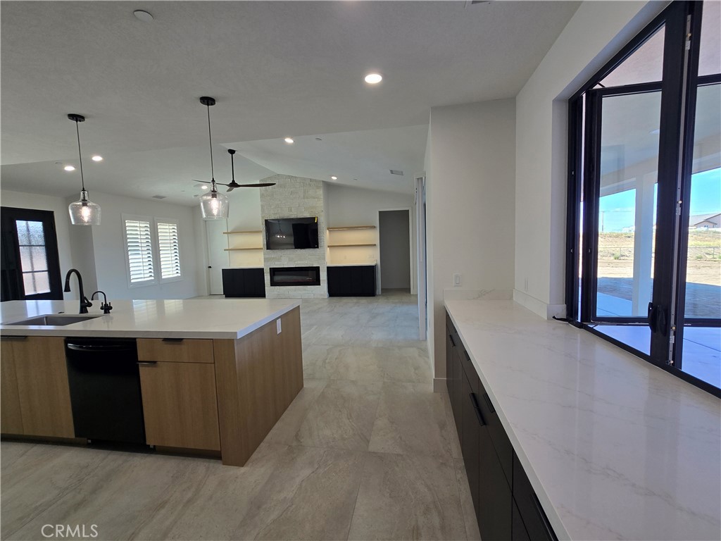6221 Merced Road Oak Hills, CA 92344 - Photo 10 of 55