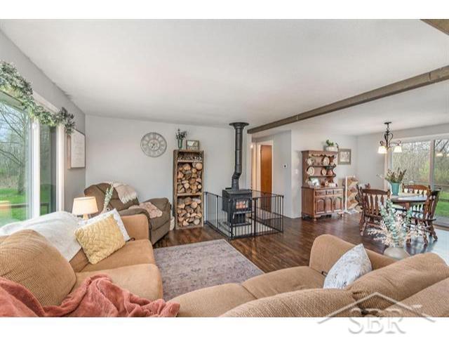 975 West Townline 16 Road Pinconning, MI 48650 - Photo 3 of 26 50182297-3ce43e3b-8854-4427-a82f-8fcc63a219b8.JPG