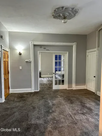 $1,500 | 71 Watervliet Avenue, Unit 1, Albany, NY 12206