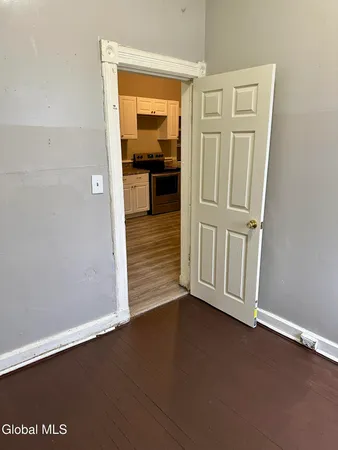 $1,500 | 71 Watervliet Avenue, Unit 1, Albany, NY 12206