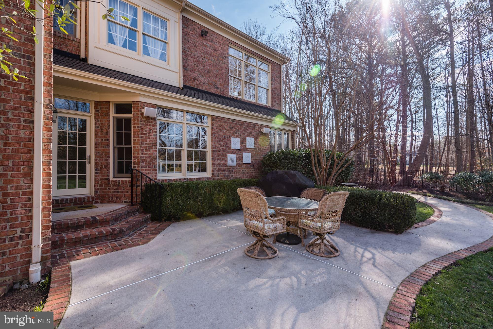 11203 Gunston Road Lorton, VA 22079 - Photo 47 of 61 Exterior (Rear)