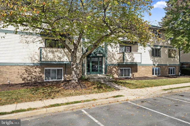 front a house with a yard