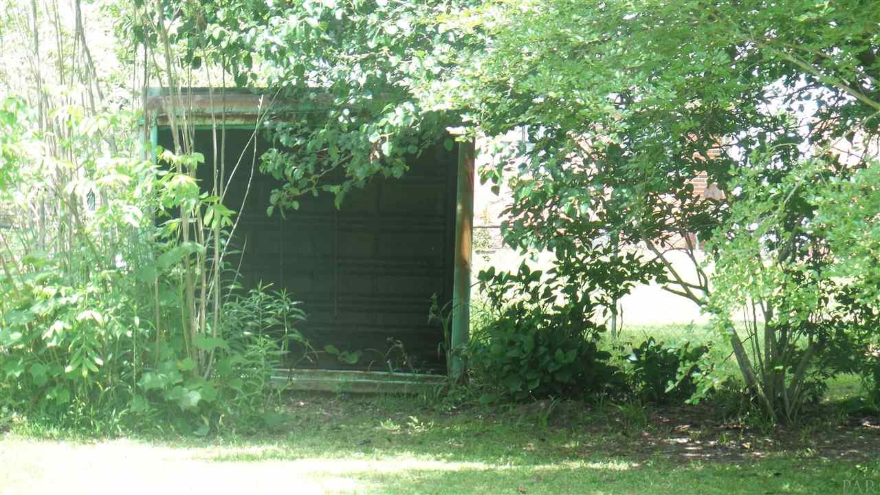 113 Cloverdale Road Atmore, AL 36502 - Photo 36 of 41