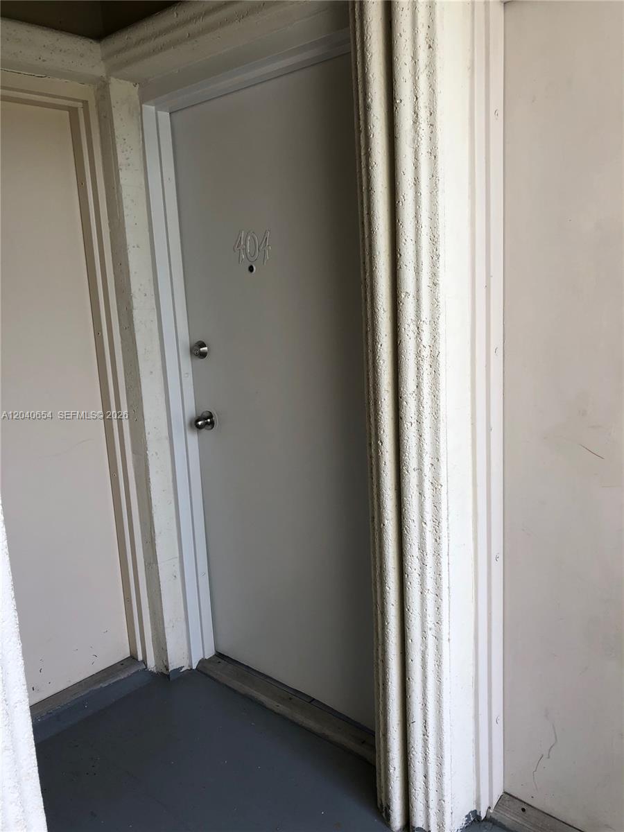 444 Southwest 4th Street, Unit 404 Miami, FL 33130 - Photo 22 of 25