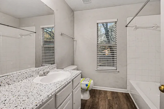 $299,900 | 710 Neap Court, Crosby, TX 77532