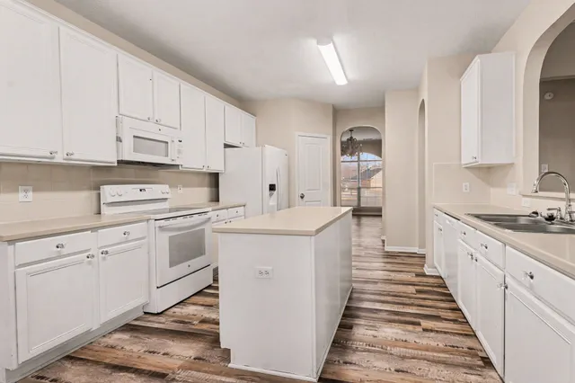 $299,900 | 710 Neap Court, Crosby, TX 77532