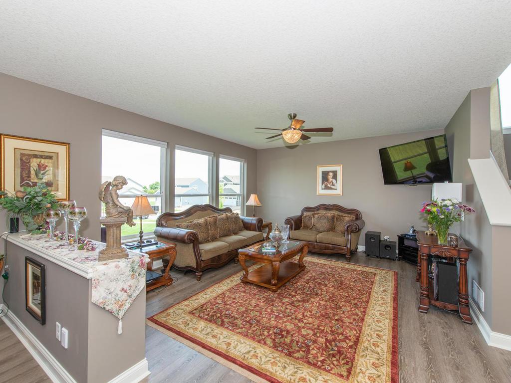 1142 Fieldgate Road Waconia, MN 55387 - Photo 8 of 39