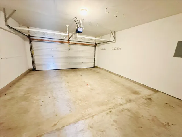 a view of a room with an empty space