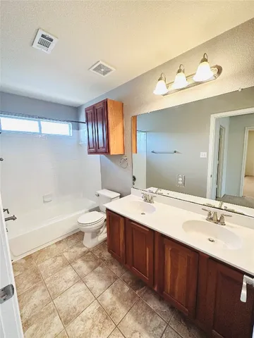 $2,450 | 1709 McClannahan Drive, Austin, TX 78748