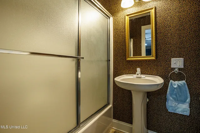 $399,900 | 101 Jolisabi Road, Mendenhall, MS 39114