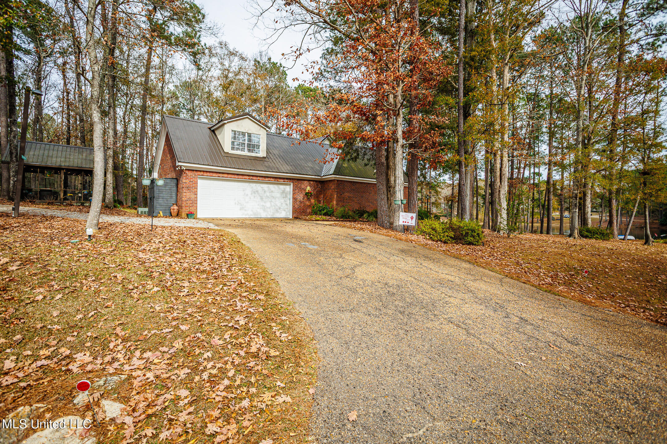 101 Jolisabi Road Mendenhall, MS 39114 - Photo 6 of 40 101 Jolisabi Rd-32