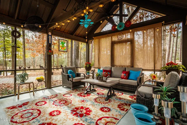 $399,900 | 101 Jolisabi Road, Mendenhall, MS 39114