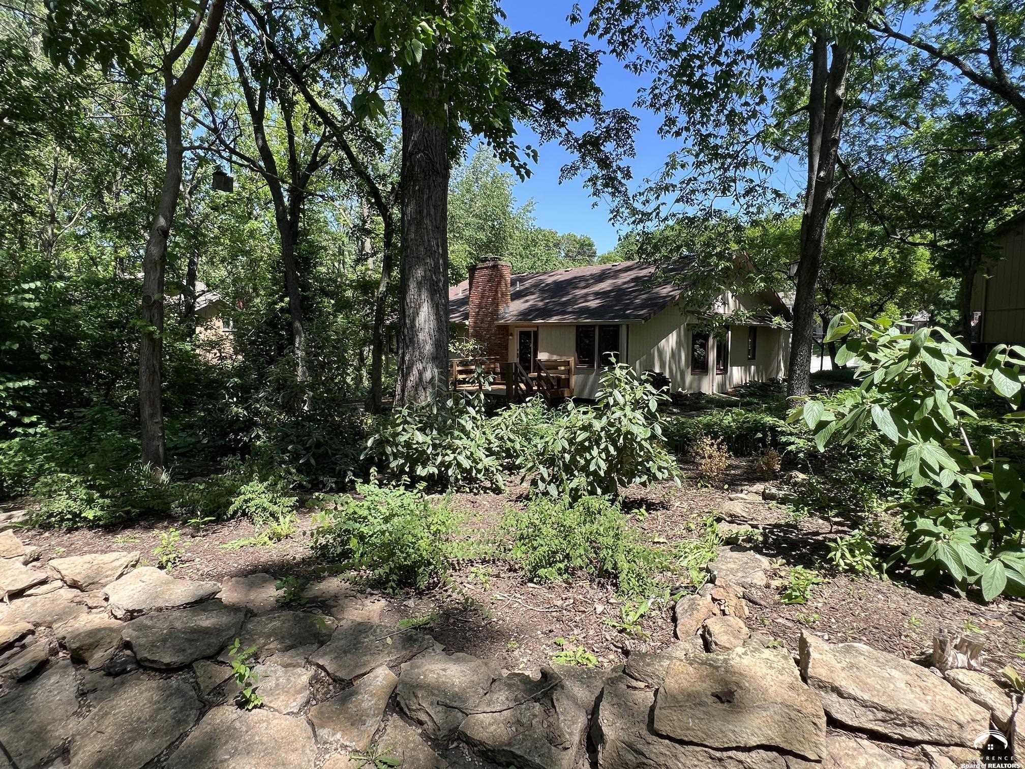 3607 Boulder Court Lawrence, KS 66049 - Photo 35 of 72