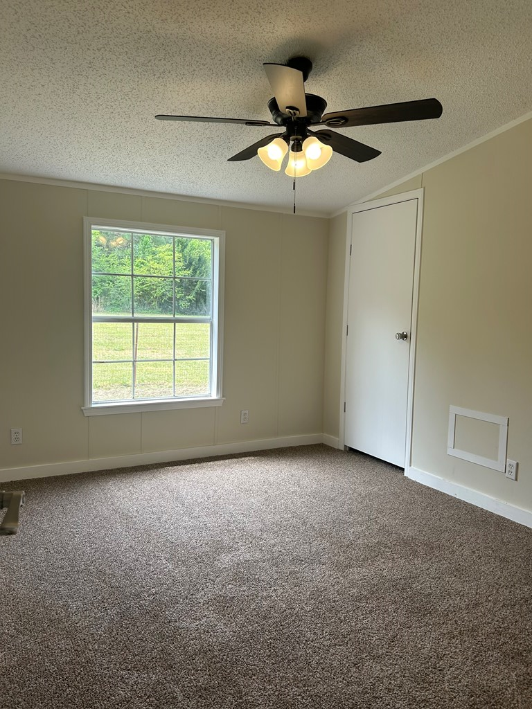 446 Knowles Drive Webb, AL 36376 - Photo 14 of 22