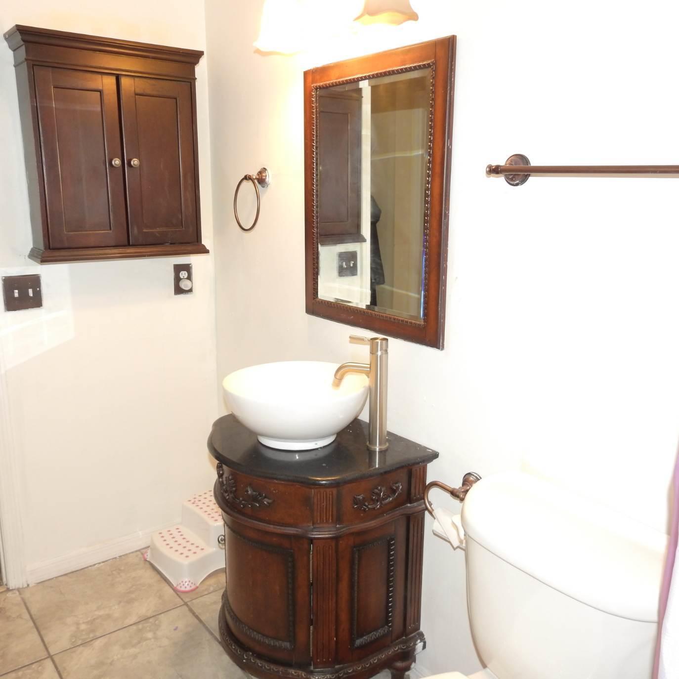 1470 Southeast Portillo Road Port St. Lucie, FL 34952 - Photo 27 of 42 Bathroom