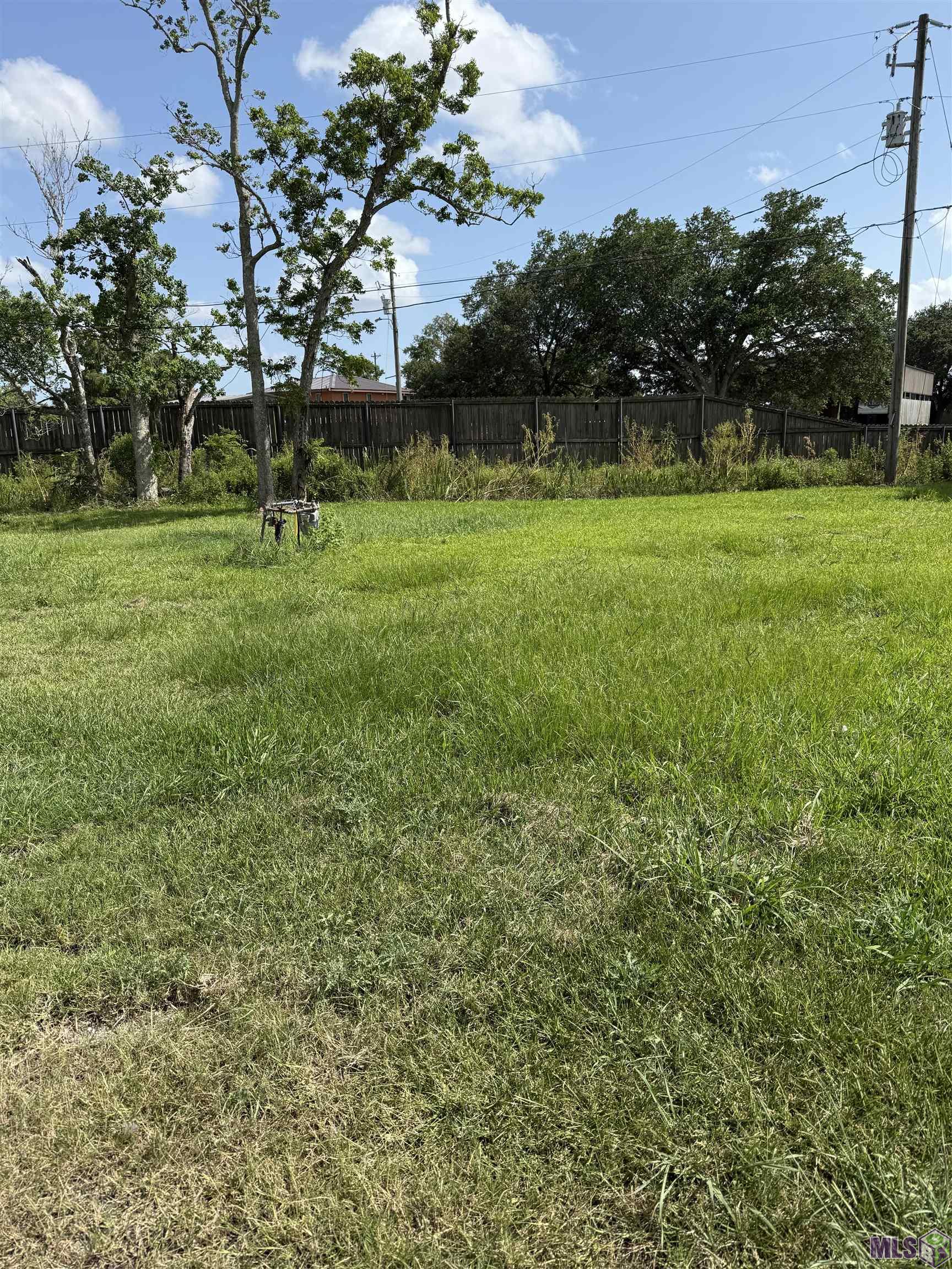 1557 Dr Beatrous Road Theriot, LA 70397 - Photo 4 of 5