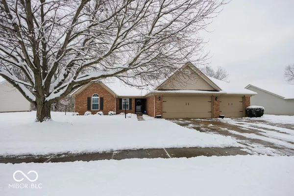 $277,000 | 2321 Oak Park Drive, Richmond, IN 47374