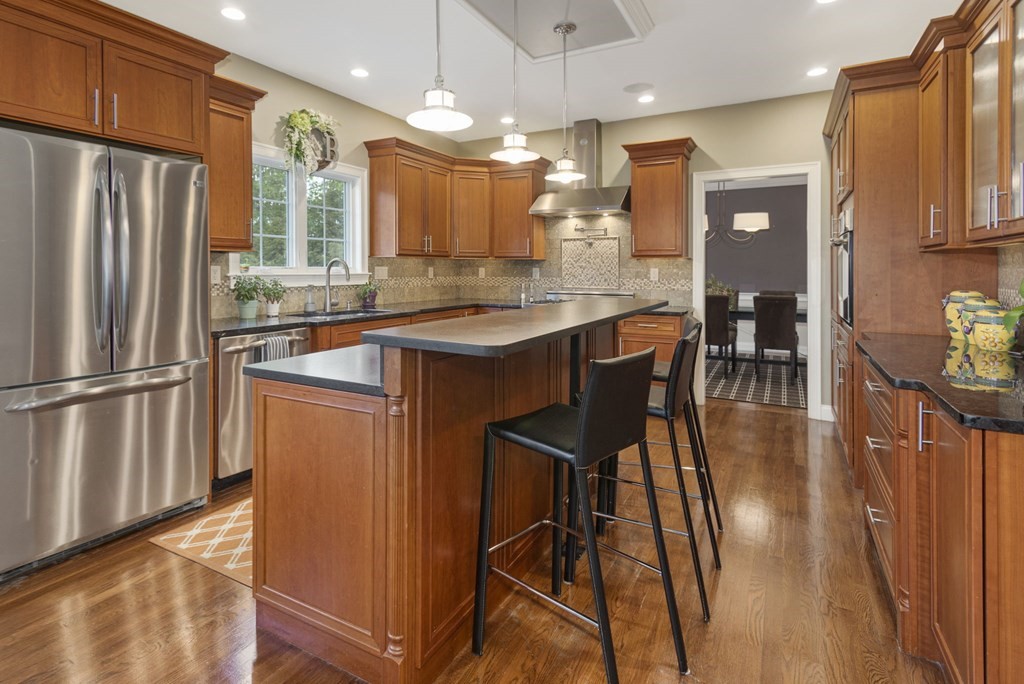 12 Elm Street Canton, MA 02021 - Photo 11 of 42