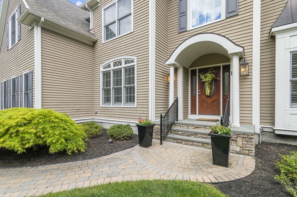 12 Elm Street Canton, MA 02021 - Photo 3 of 42