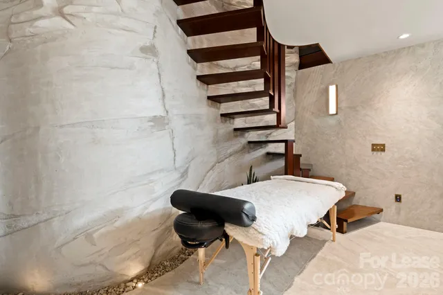 $6,000 | 1709 Dearmon Drive, Charlotte, NC 28205