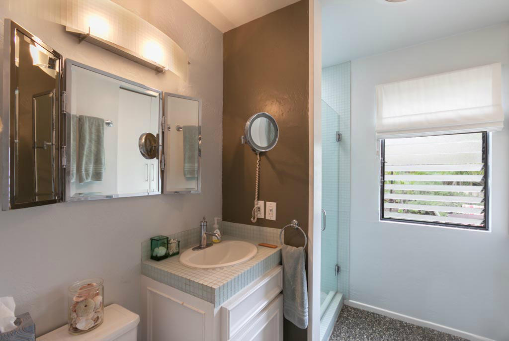36 Canon View Road Santa Barbara, CA 93108 - Photo 9 of 20 a bathroom with a sink and a mirror
