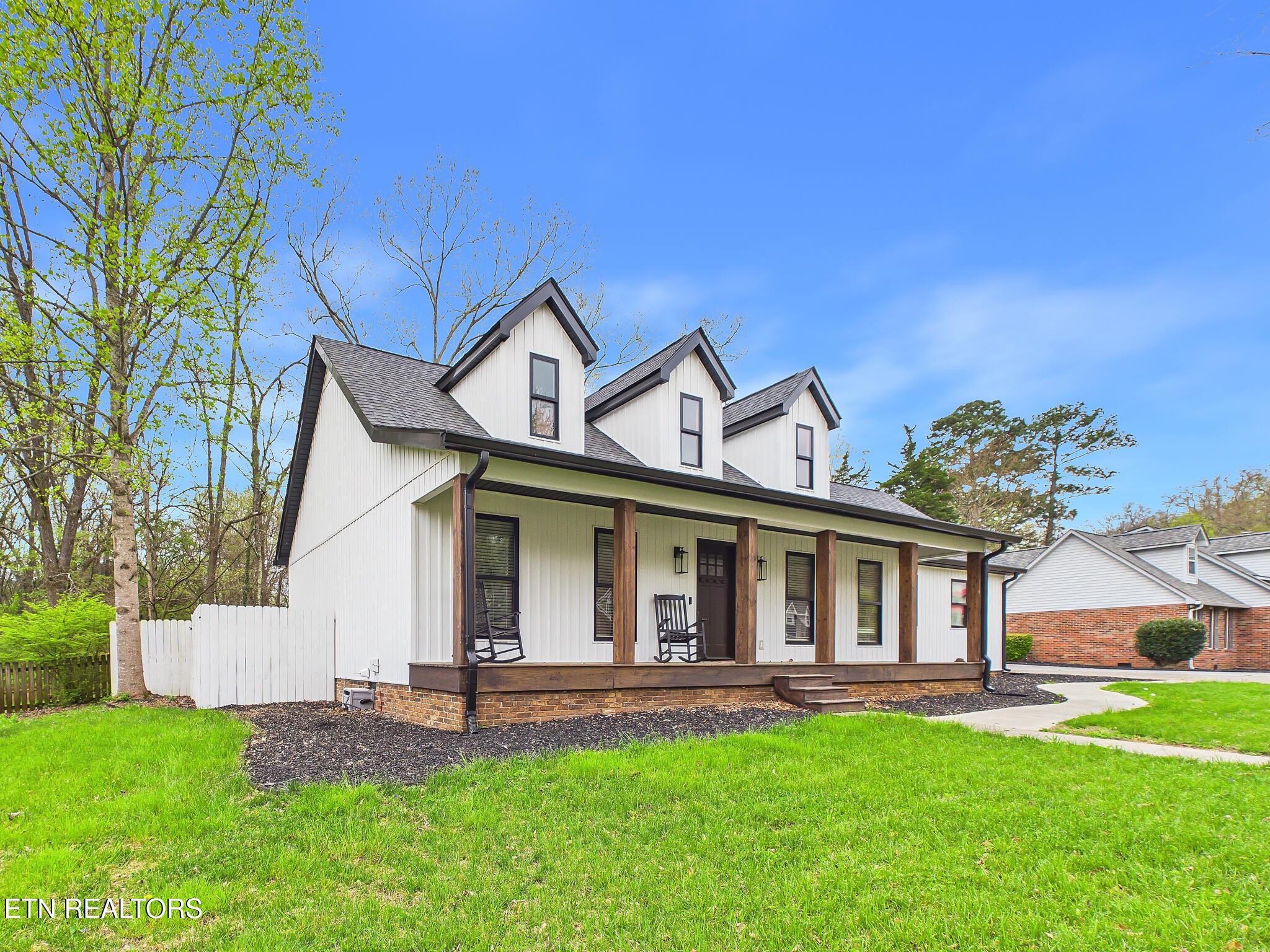1313 English Lane Athens, TN 37303 - Photo 2 of 46