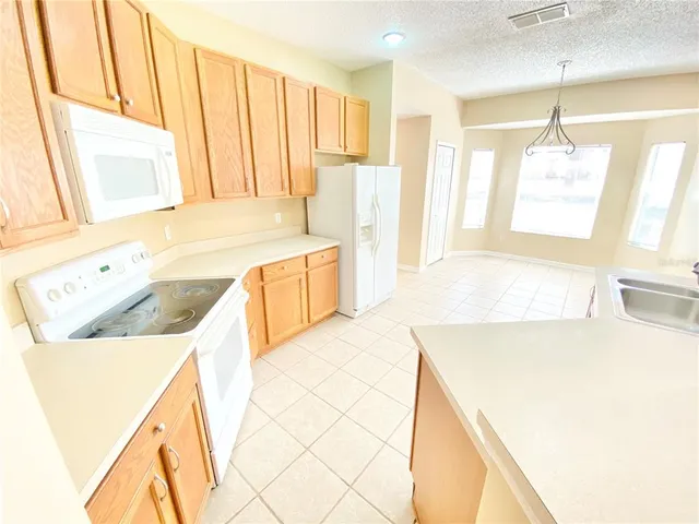 $2,600 | 14562 Unbridled Drive, Orlando, FL 32826