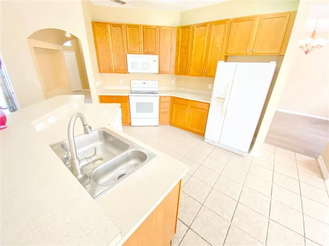 $2,600 | 14562 Unbridled Drive, Orlando, FL 32826