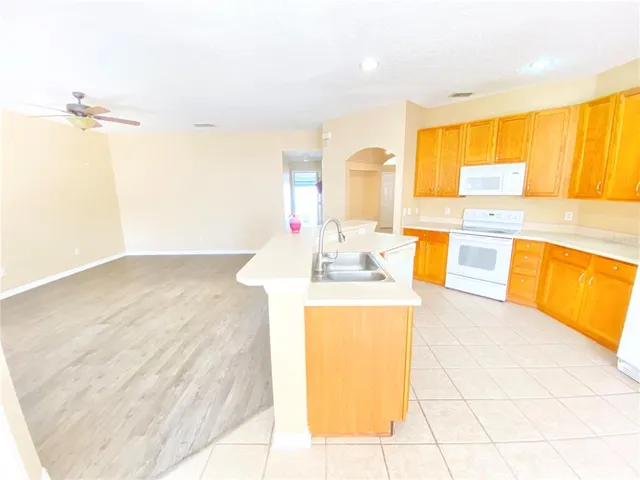 $2,600 | 14562 Unbridled Drive, Orlando, FL 32826