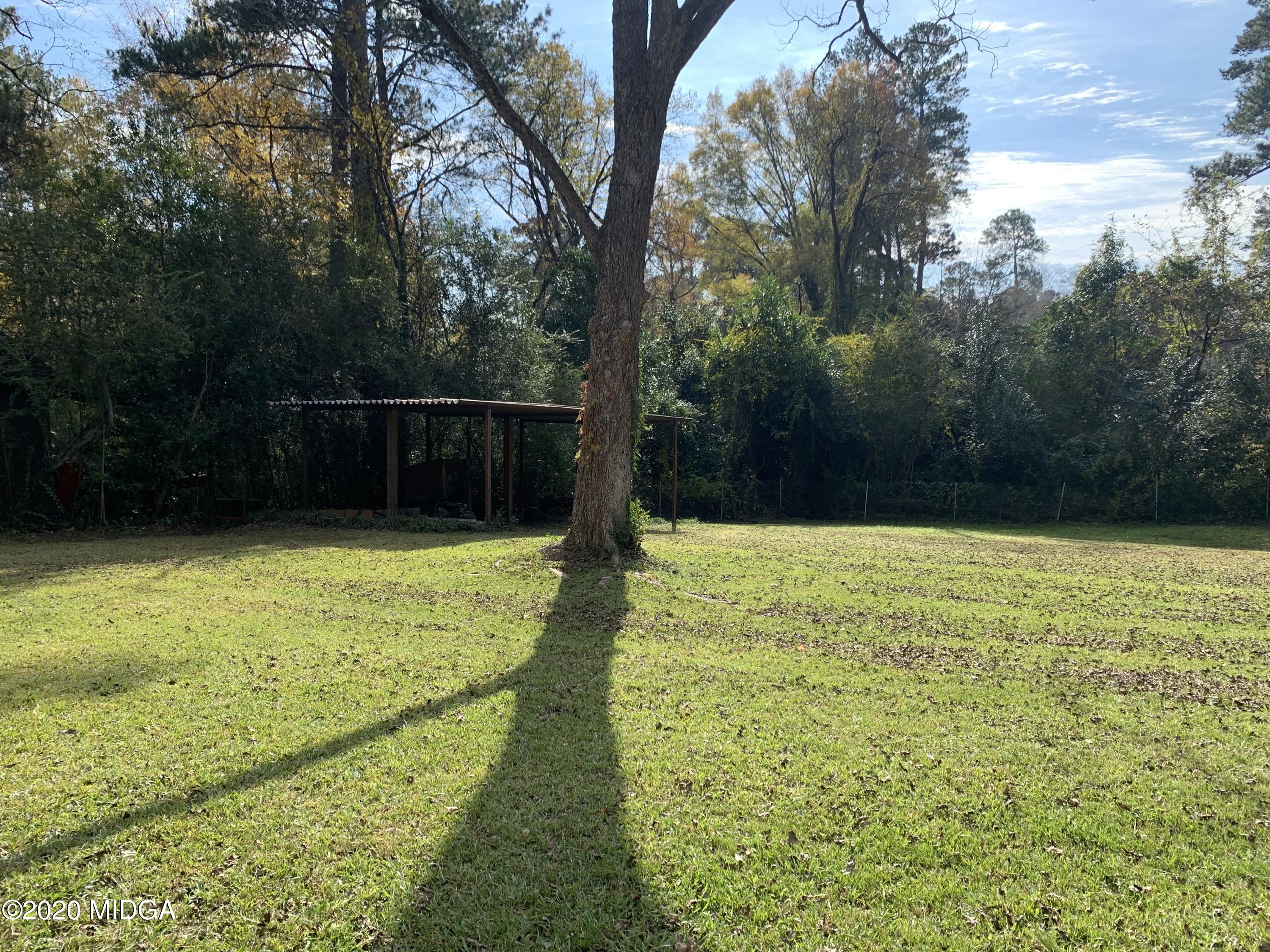 717 Windsor Road Macon, GA 31204 - Photo 2 of 22 Windsor shed