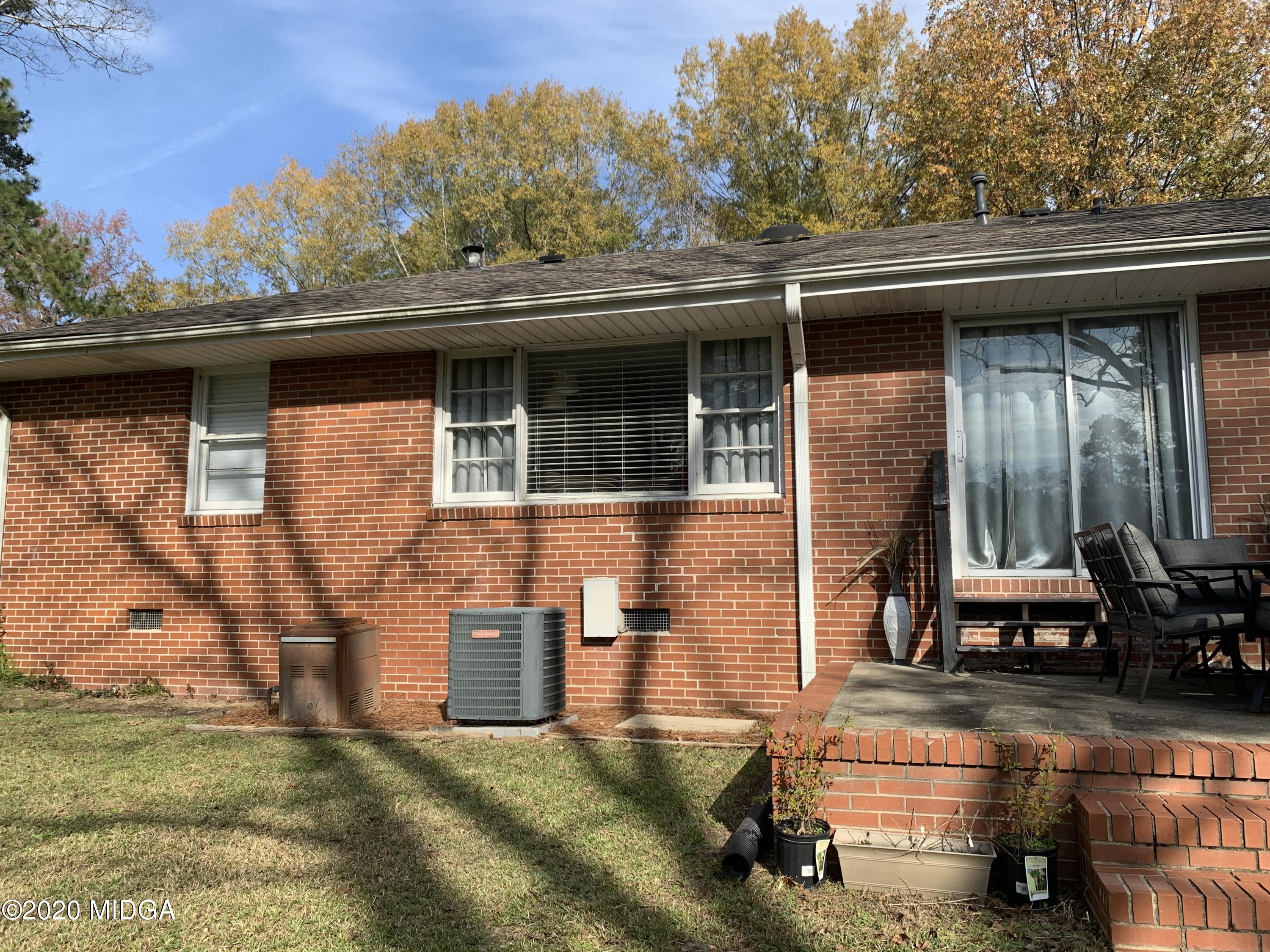 717 Windsor Road Macon, GA 31204 - Photo 6 of 22 Windsor AC unit