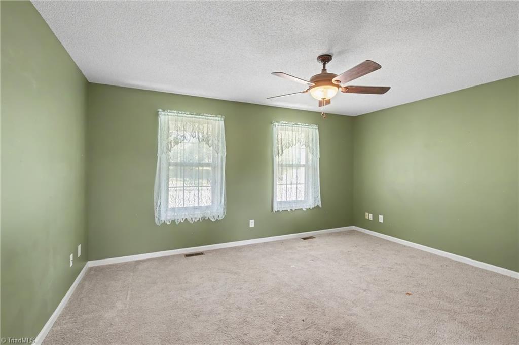 431 Allred Road Lexington, NC 27292 - Photo 17 of 29 Gallery Image 17