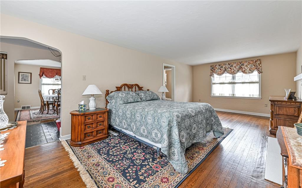 2305 Clearvue Road Pittsburgh, PA 15237 - Photo 15 of 40 Gallery Image 15
