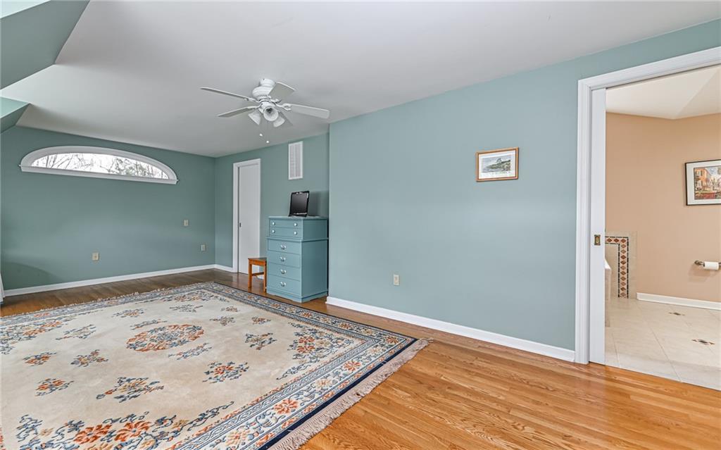 2305 Clearvue Road Pittsburgh, PA 15237 - Photo 20 of 40 Gallery Image 20