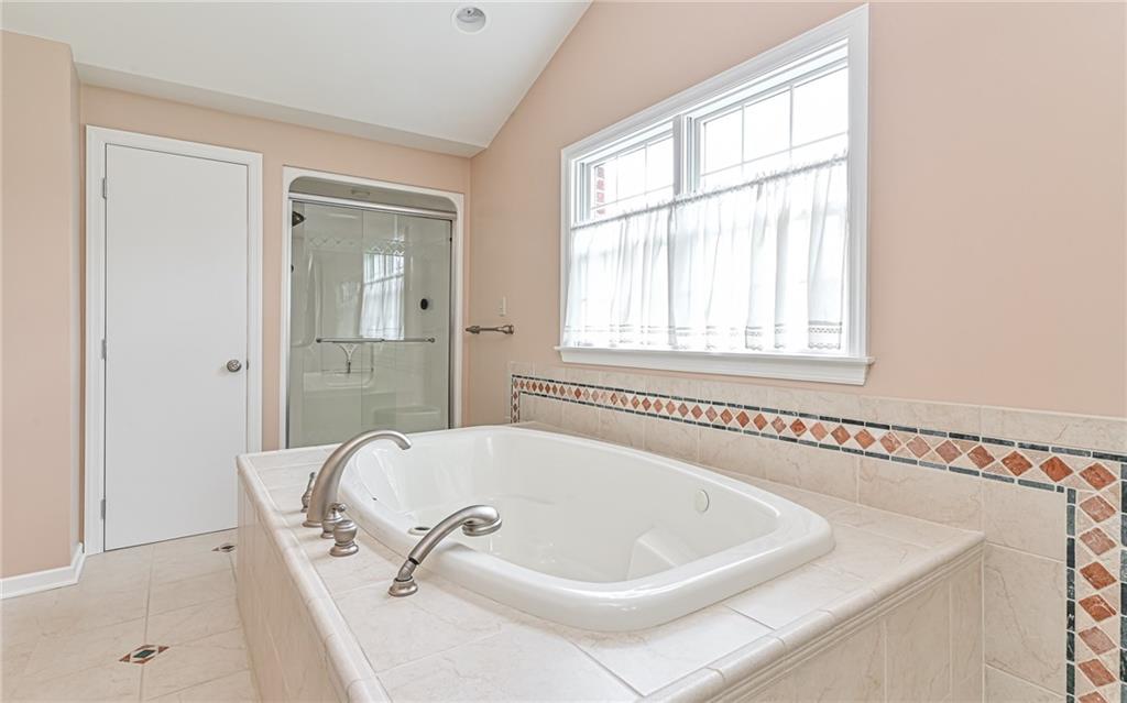 2305 Clearvue Road Pittsburgh, PA 15237 - Photo 21 of 40 Gallery Image 21