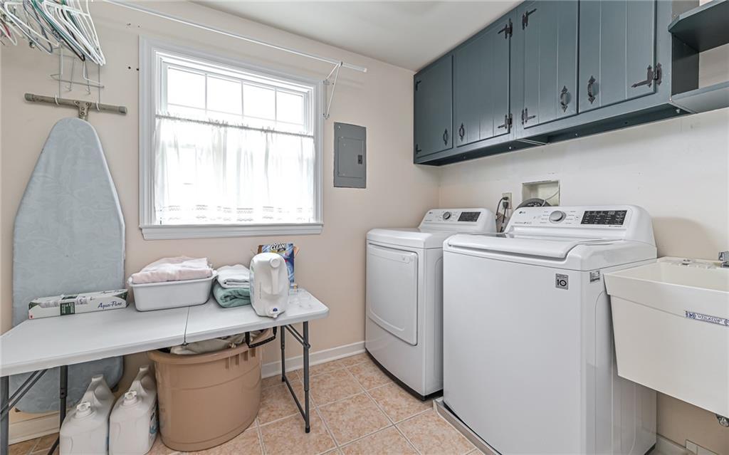 2305 Clearvue Road Pittsburgh, PA 15237 - Photo 24 of 40 Gallery Image 24