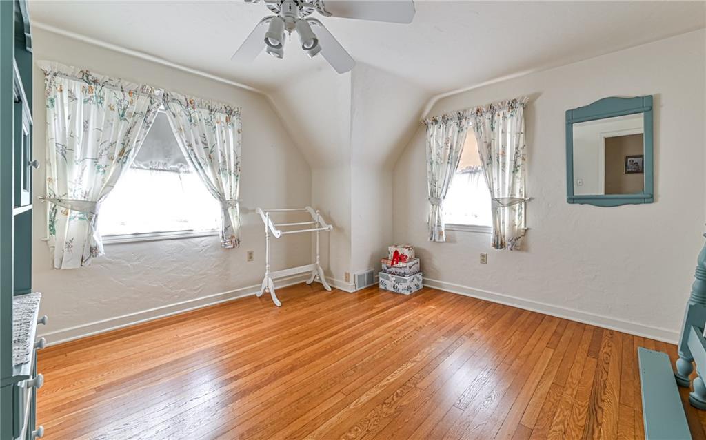 2305 Clearvue Road Pittsburgh, PA 15237 - Photo 27 of 40 Gallery Image 27